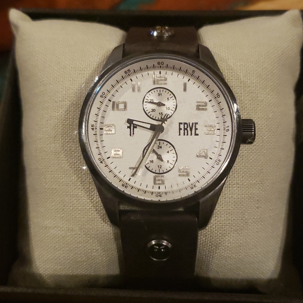 Frye 37FR00001-01 White & Brown Watch - Picture 5 of 7